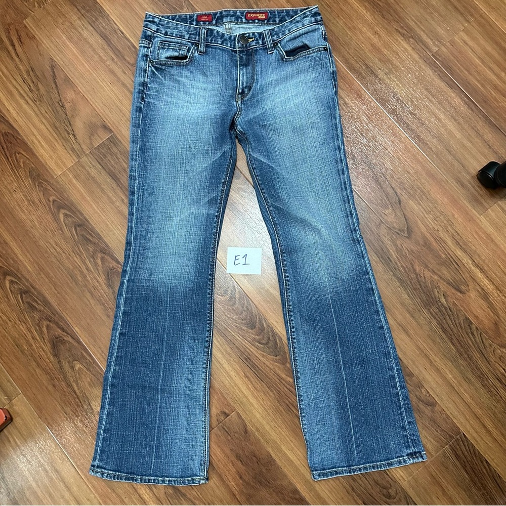 Express Flare Jeans in Classic Blue